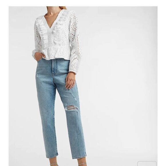 EXPRESS EYELET LACE RUFFLE FRONT PEPLUM TOP - Picture 2 of 8